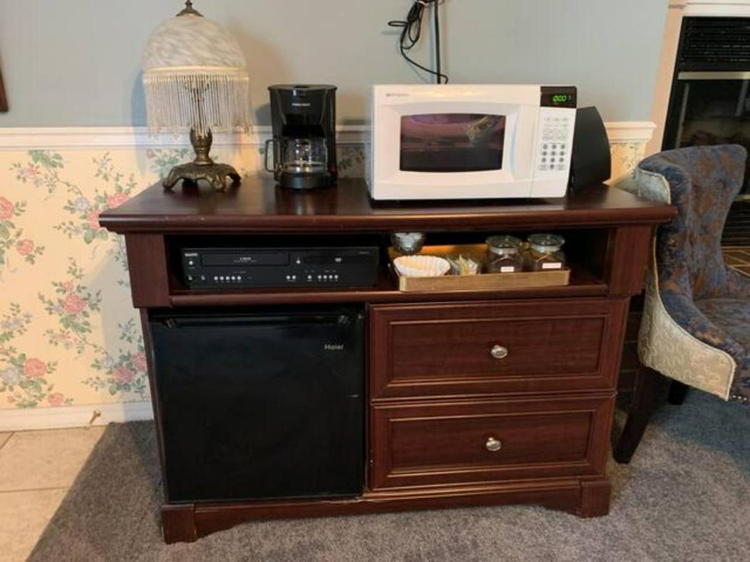 Dickey House Bed And Breakfast Marshfield Экстерьер фото