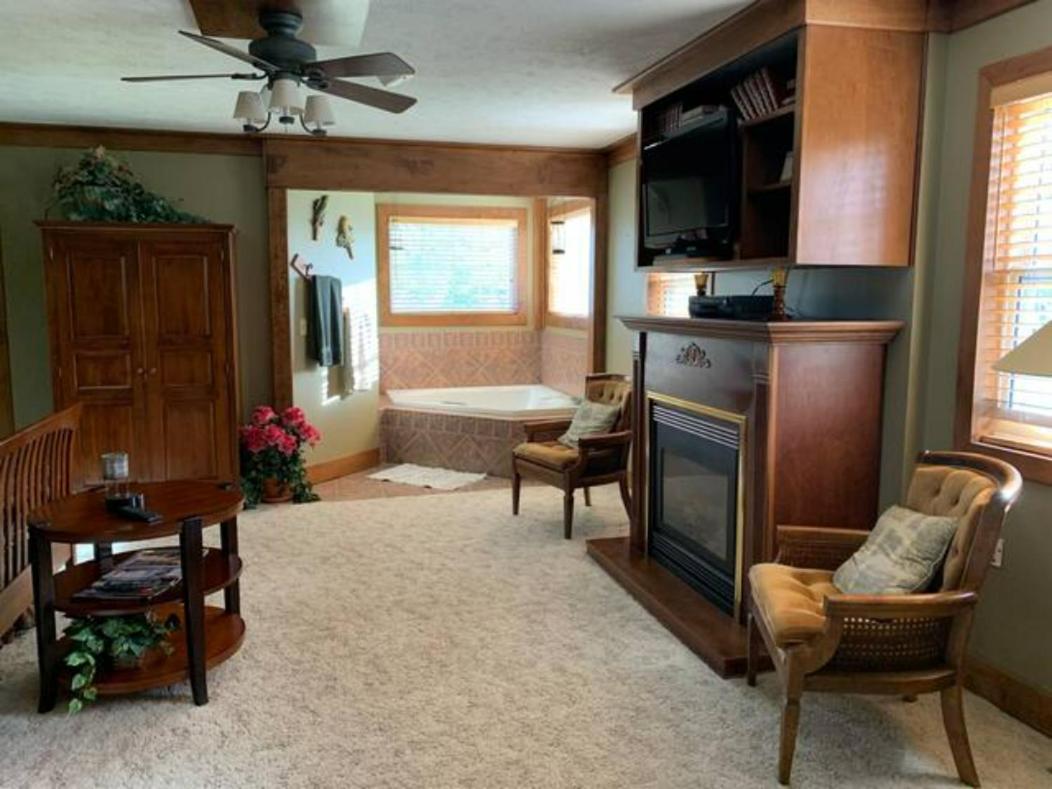 Dickey House Bed And Breakfast Marshfield Экстерьер фото
