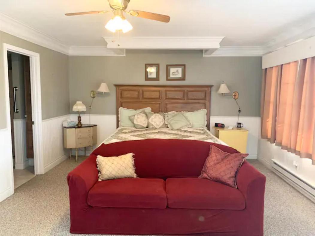Dickey House Bed And Breakfast Marshfield Экстерьер фото