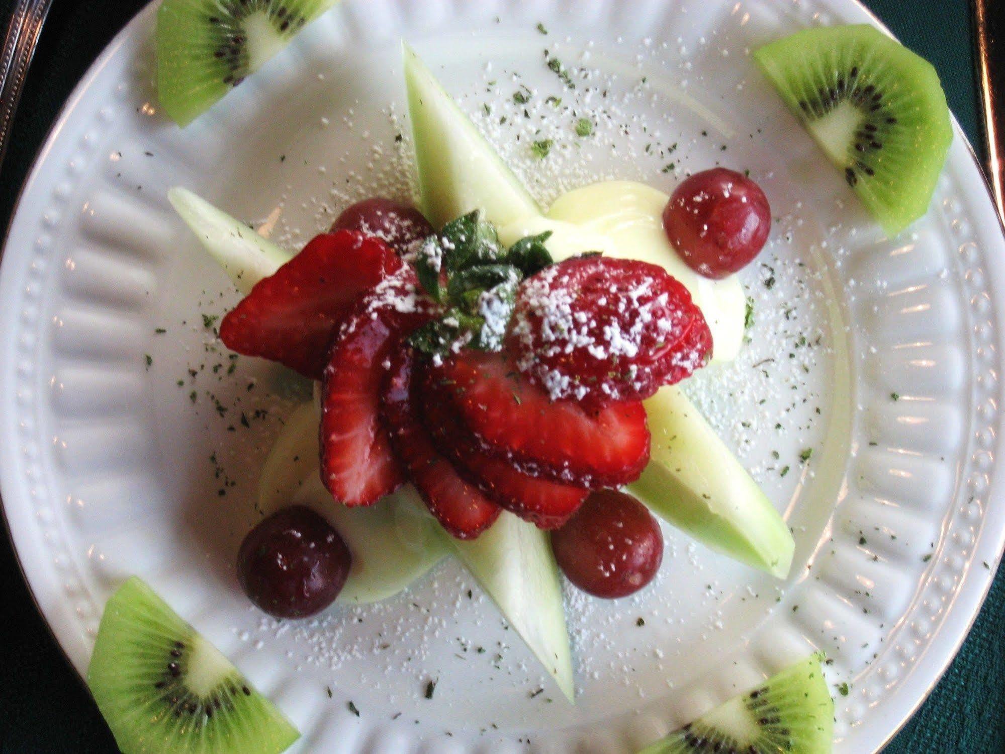 Dickey House Bed And Breakfast Marshfield Экстерьер фото