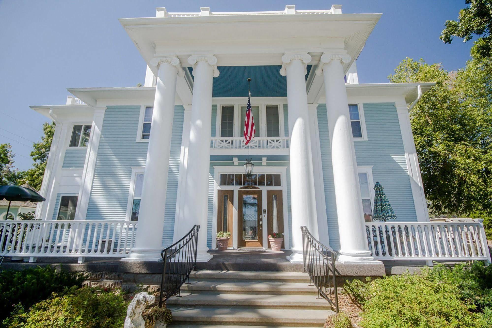 Dickey House Bed And Breakfast Marshfield Экстерьер фото